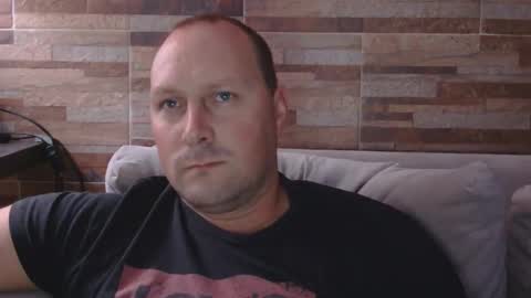 lustonfan online show from April 2026 02:22:02 AM