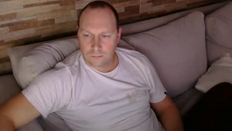 lustonfan online show from May 2026 01:20:02 PM