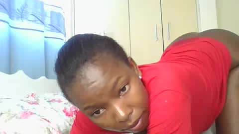 Snapshot of lustrousnerd chatting on October 2025 06:24:01 AM Noreh online show from October 2025 06:24:01 AM