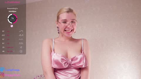 Freya    online show from January 2025 12:05:01 PM