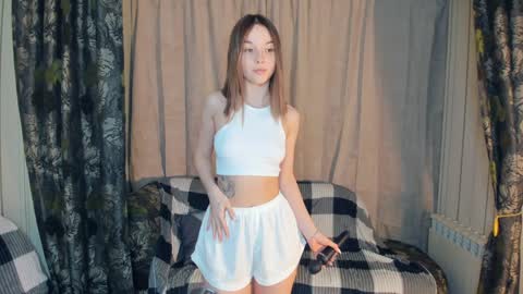 Isabel online show from January 2025 07:24:01 PM