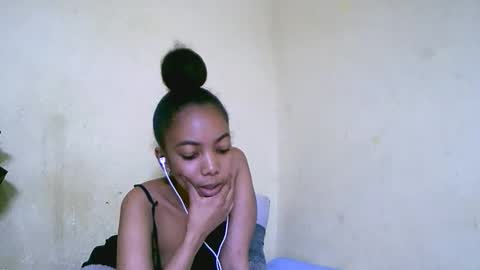 Snapshot of lutchia chatting on September 2025 12:21:01 AM lutchia online show from September 2025 12:21:01 AM