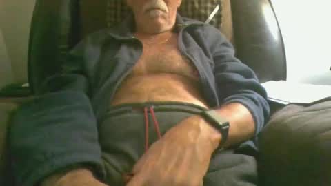 luv269er online show from December 2024 02:33:02 AM