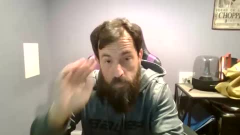 Snapshot of luv2likslit611455 chatting on October 2025 08:03:01 AM Luv2likslit online show from October 2025 08:03:01 AM