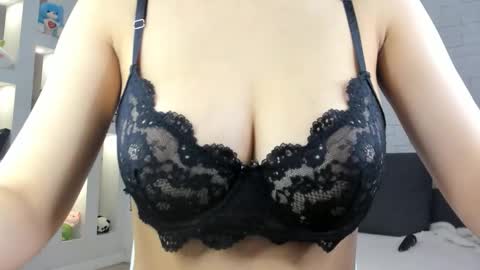 Yuna online show from March 2026 01:28:01 PM