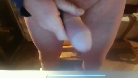 Snapshot of luvcamgirlz chatting on March 2025 11:00:02 PM luvcamgirlz online show from March 2025 11:00:02 PM