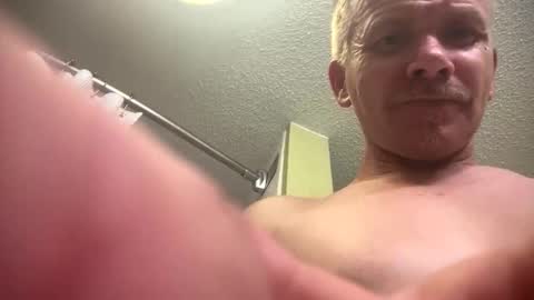 Snapshot of luveatinpussy8 chatting on April 2026 02:18:01 AM luveatinpussy8 online show from April 2026 02:18:01 AM