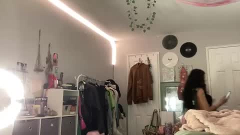 Snapshot of luvkoko chatting on September 2025 07:52:02 AM luvkoko online show from September 2025 07:52:02 AM