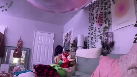 Snapshot of luvkoko chatting on October 2025 06:21:02 AM luvkoko online show from October 2025 06:21:02 AM