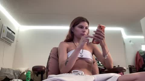 Snapshot of luvkoko chatting on July 2026 07:00:01 AM luvkoko online show from July 2026 07:00:01 AM