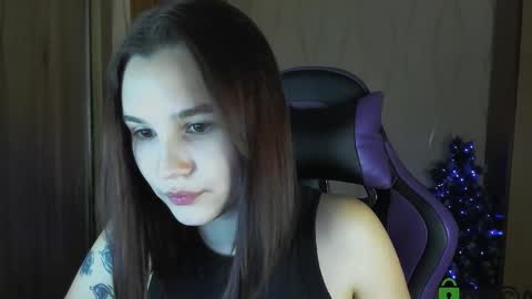 Snapshot of luvmeeow chatting on December 2024 06:22:02 AM Ann online show from December 2024 06:22:02 AM