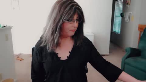 Britney online show from February 2026 07:01:02 PM