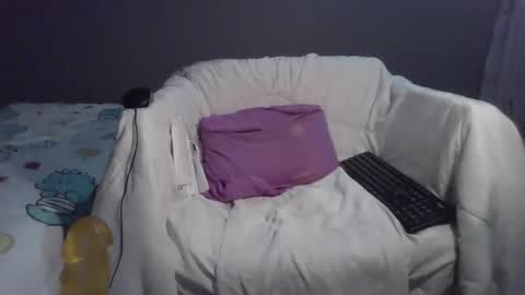 Bee Bee online show from March 2026 03:00:01 PM