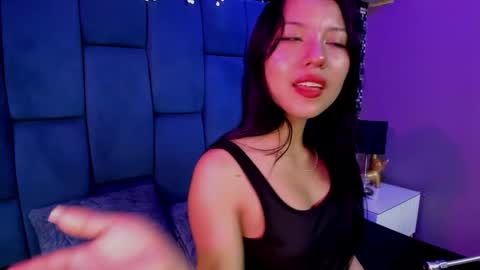lux_bitchx online show from November 2025 04:24:02 AM