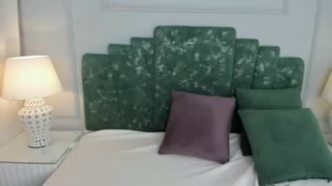 Snapshot of lux_bitchx chatting on June 2026 02:22:01 AM lux_bitchx online show from June 2026 02:22:01 AM