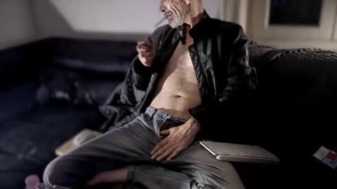 Snapshot of lux_dei chatting on October 2025 07:16:01 PM Im a - CAMGUY YOU LIKE to FUCK online show from October 2025 07:16:01 PM