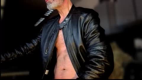 Snapshot of lux_dei chatting on November 2025 11:05:01 PM Im a - CAMGUY YOU LIKE to FUCK online show from November 2025 11:05:01 PM