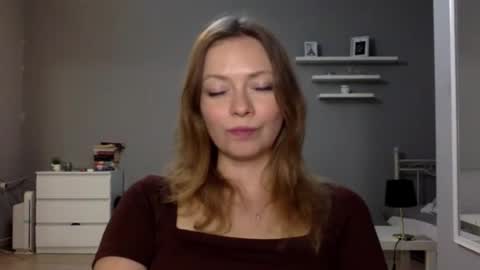 Millie online show from October 2025 10:15:01 PM