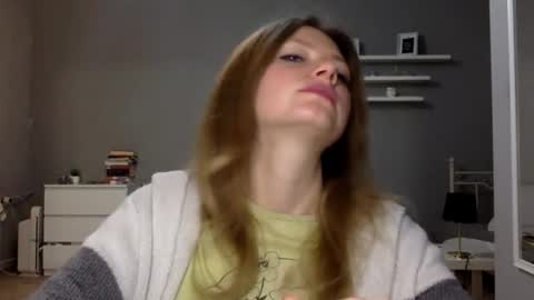 Millie online show from November 2025 10:10:01 PM