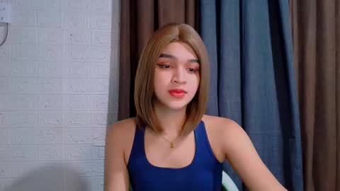 Snapshot of lux_white chatting on March 2026 05:01:02 AM queen lux online show from March 2026 05:01:02 AM