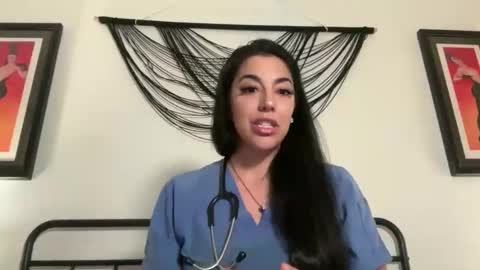 Snapshot of luxcher22 chatting on March 2026 04:07:02 AM luxcher22 online show from March 2026 04:07:02 AM