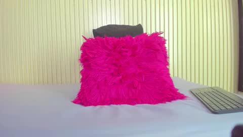 Luxe3 online show from November 2025 09:50:02 AM