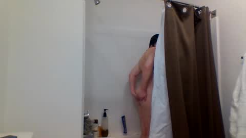 Snapshot of luxeysparkle chatting on December 2024 08:07:01 PM Luxey Sparkle online show from December 2024 08:07:01 PM