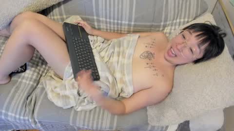 LuxGray online show from October 2025 12:01:02 AM