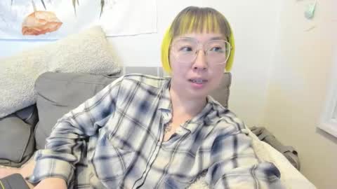 LuxGray online show from February 2026 11:24:02 PM