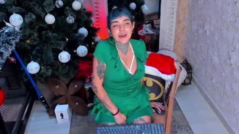 Snapshot of luxifer_666 chatting on December 2024 08:57:02 PM Luxifer online show from December 2024 08:57:02 PM