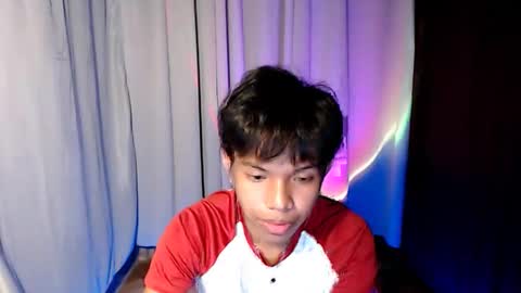 Snapshot of luxirfy_xx chatting on March 2026 12:15:02 AM luxirfy online show from March 2026 12:15:02 AM