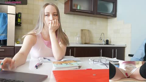 Snapshot of luxmur chatting on December 2024 08:44:02 AM Becky and Andy online show from December 2024 08:44:02 AM