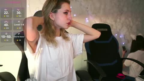 Snapshot of luxrayi chatting on January 2025 03:53:02 PM Ray online show from January 2025 03:53:02 PM