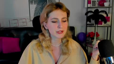 Snapshot of luxrayi chatting on January 2025 09:25:01 PM Ray online show from January 2025 09:25:01 PM