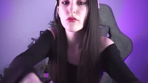 Snapshot of luxrayi chatting on January 2025 03:14:02 PM Ray online show from January 2025 03:14:02 PM