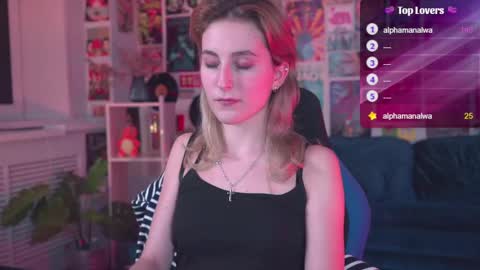 Snapshot of luxrayi chatting on February 2025 12:08:01 AM Ray online show from February 2025 12:08:01 AM