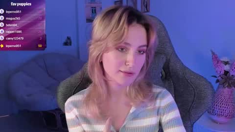 Snapshot of luxrayi chatting on February 2025 09:24:02 PM Ray online show from February 2025 09:24:02 PM