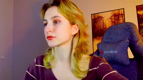 Snapshot of luxrayi chatting on February 2025 06:00:02 PM Ray online show from February 2025 06:00:02 PM