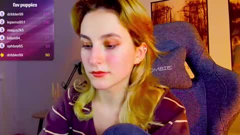 Snapshot of luxrayi chatting on February 2025 09:05:02 PM Ray online show from February 2025 09:05:02 PM