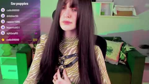 Snapshot of luxrayi chatting on March 2025 12:04:01 AM Ray online show from March 2025 12:04:01 AM