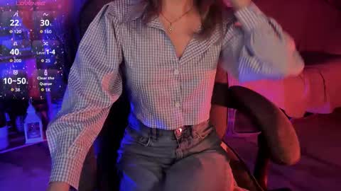 Snapshot of luxrayi chatting on September 2025 06:20:01 PM Ray online show from September 2025 06:20:01 PM