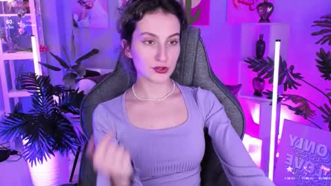 Snapshot of luxrayi chatting on September 2025 06:13:02 PM Ray online show from September 2025 06:13:02 PM