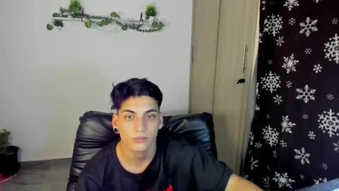 Snapshot of luxrx chatting on April 2026 12:02:02 AM luxrx online show from April 2026 12:02:02 AM