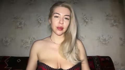 LuxSonyaStar online show from May 2026 08:25:01 PM