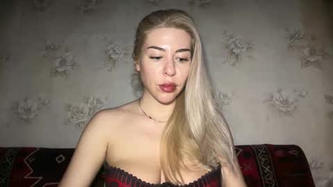 LuxSonyaStar online show from May 2026 08:25:01 PM