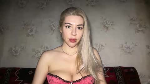 LuxSonyaStar online show from May 2026 08:06:02 PM