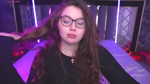 Snapshot of luxsopphia_ chatting on February 2026 08:27:01 PM luxsopphia_ online show from February 2026 08:27:01 PM