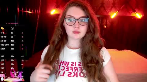 luxsopphia_ online show from May 2026 12:43:02 PM
