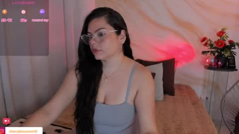 Snapshot of luxury_01 chatting on June 2026 01:03:01 AM Cherry online show from June 2026 01:03:01 AM