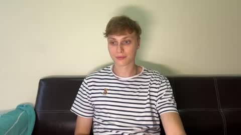 Snapshot of luxury_bob chatting on April 2026 01:14:01 AM luxury_bob online show from April 2026 01:14:01 AM